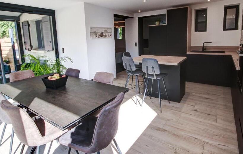 Номер Стандарт Трехместный, Chambres D Hôtes Du Val D Asson