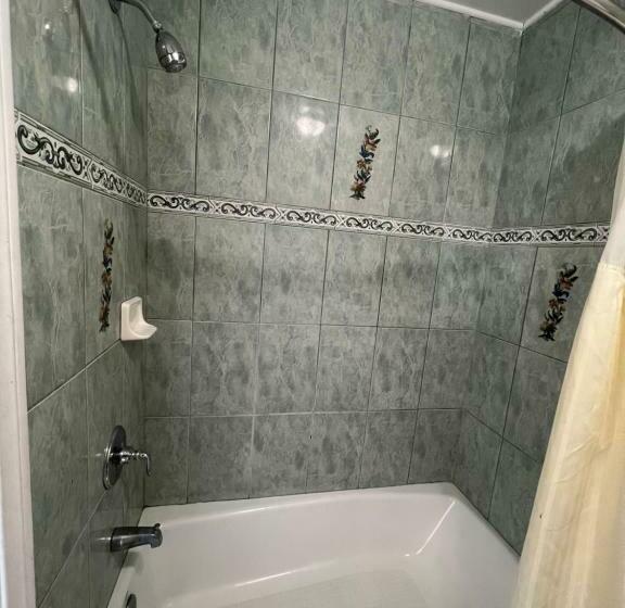 Номер Стандарт 2 Двуспальные Кровати, Flamingo Motel Oxnard