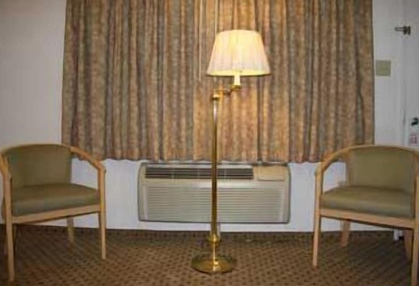 스탠다드 룸 더블 침대 2개, Redwood Inn