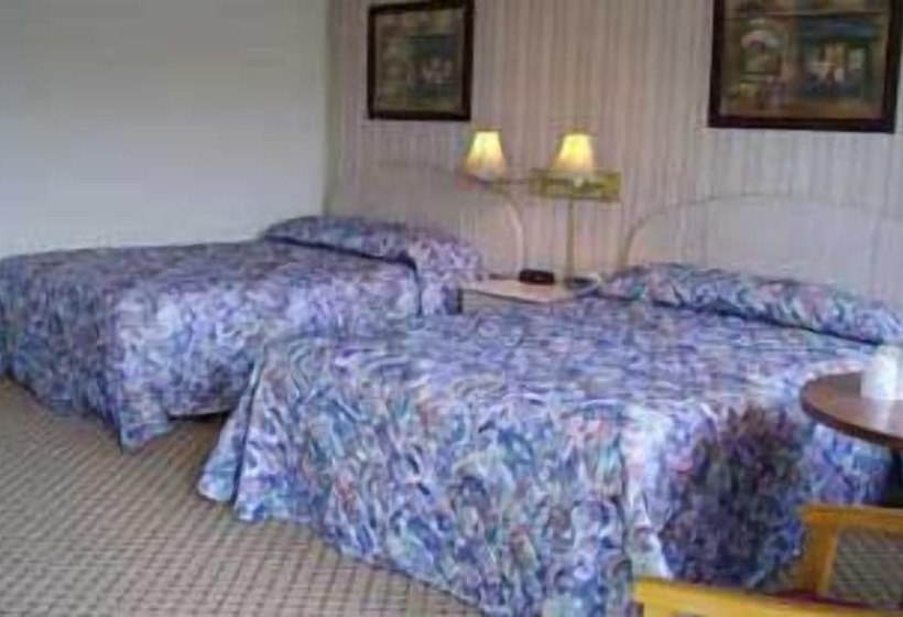 标准间, Redwood Inn