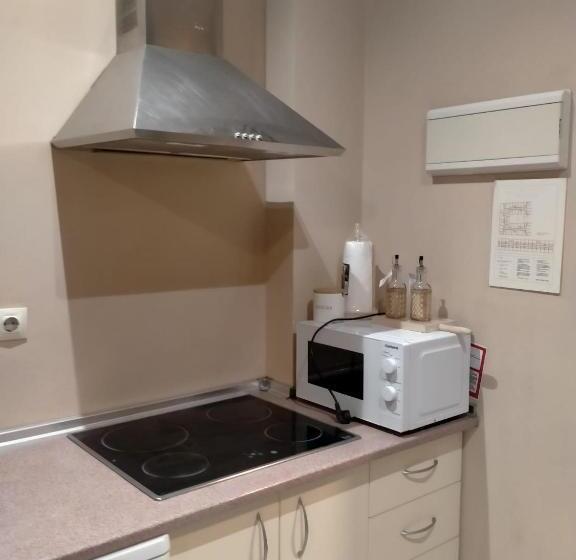 استودیوی استاندارد, Se   Peaceful Shiny Apartment Near Fibes