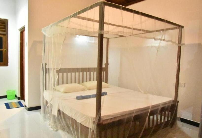 Номер Стандарт, Silent Cabana And Restaurant Marakolliya, Tangalle