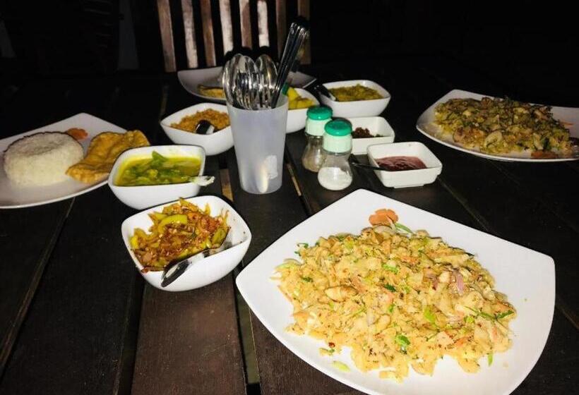 Номер Deluxe, Silent Cabana And Restaurant Marakolliya, Tangalle