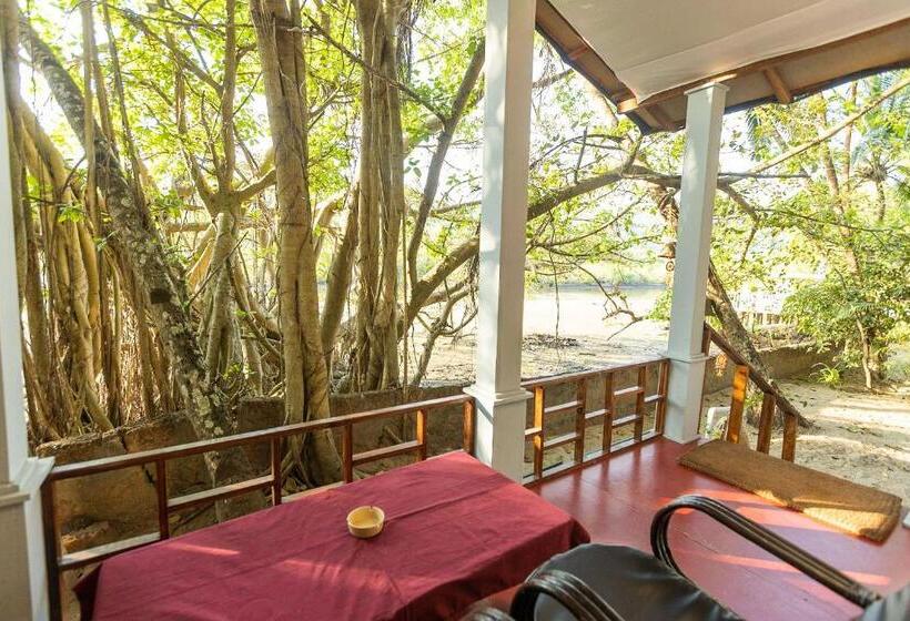 标准间带湖景, Feather Touch Hotels And Resorts Palolem
