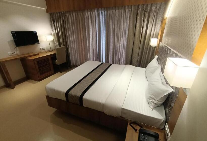 Номер Deluxe, Pk Executive Panvel