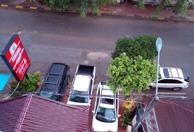 غرفة ديلوكس مزودة بشرفة, Kro Nhep Guesthouse