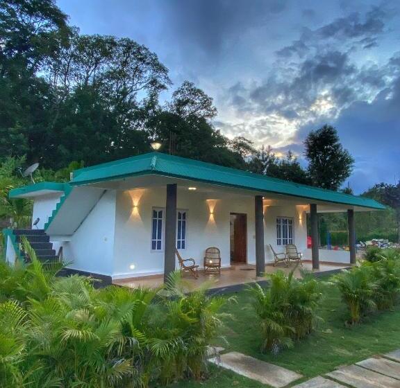 Номер Стандарт Вид на Бассейн, Redberry S Luxury Stay Coorg