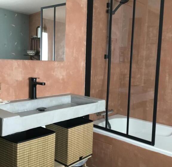 Номер Стандарт, Bnb Montacutain