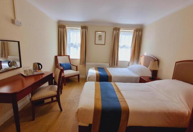 Номер Стандарт, Royal Swan, Ashley Manor   B&b