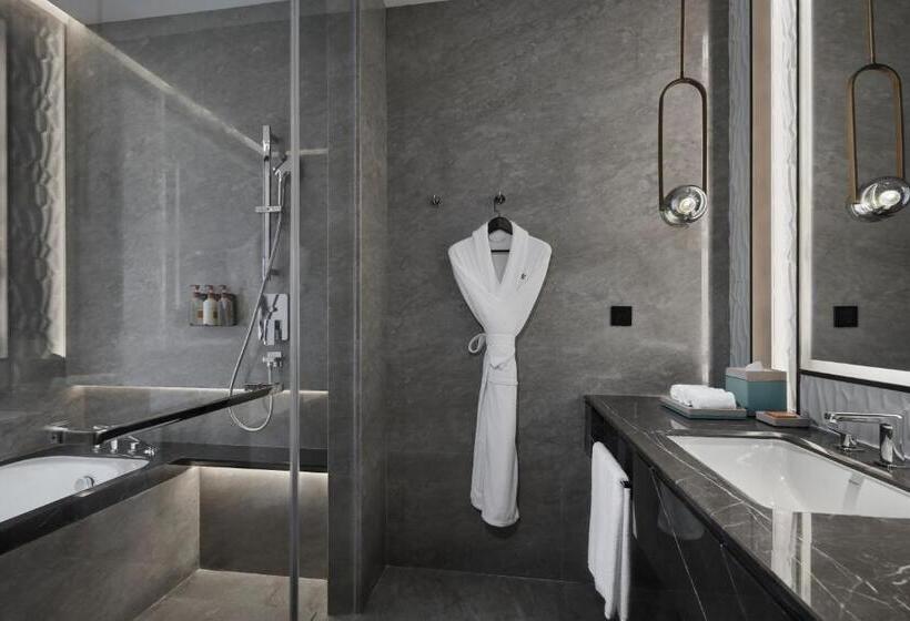 اتاق استاندارد با چشم‌انداز باغ, Crowne Plaza Ganzhou, An Ihg