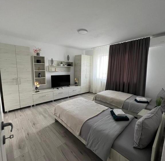 Номер Стандарт, La Luna Imobiliare