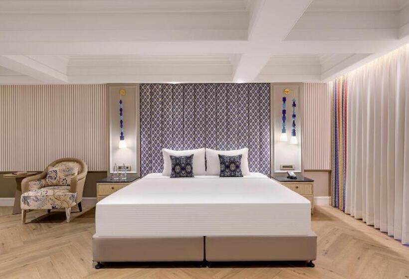 Номер Premium с Балконом, Grand Mercure Goa Candolim