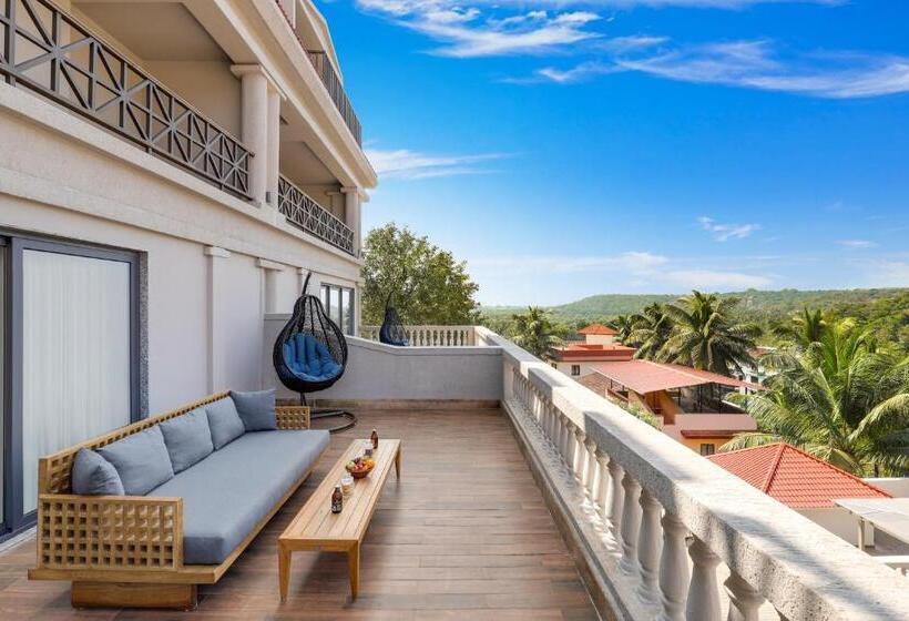 Люкс Повышенной Комфортности, Grand Mercure Goa Candolim