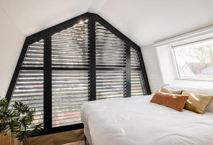 Дом 2 Спальни, Lovely Private Cottage Near Amsterdam