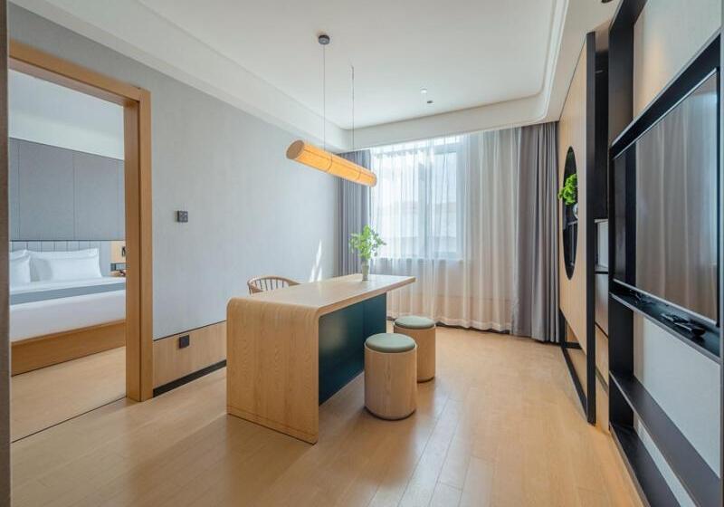 Президентский Люкс, Pero Hotel Qingdao Expo City