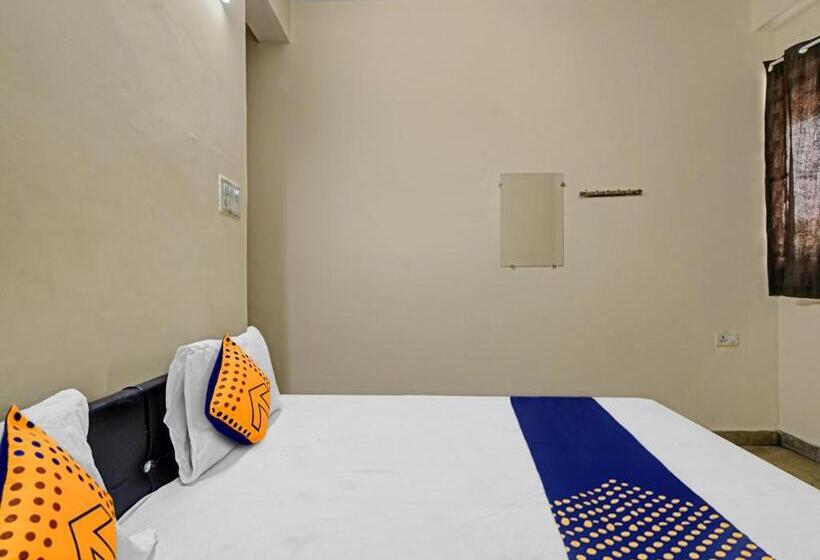 トリプルクラシックルーム, Spot On Hotel Blue Moon