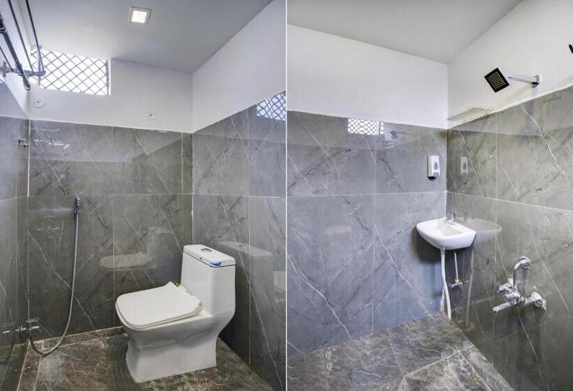 Трехместный Номер Классика, Oyo Flagship 70131 Hotel Alexa