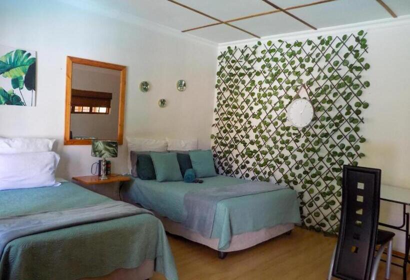 트리플 클래식 룸, Molopo Naledi Guest Lodge