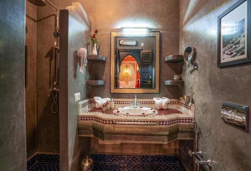 اتاق استاندارد, Riad Almisk