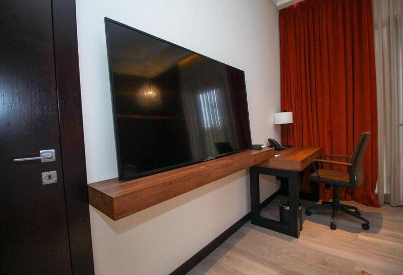 Номер Deluxe с Балконом, D Avenue Boutique Hotel Accra