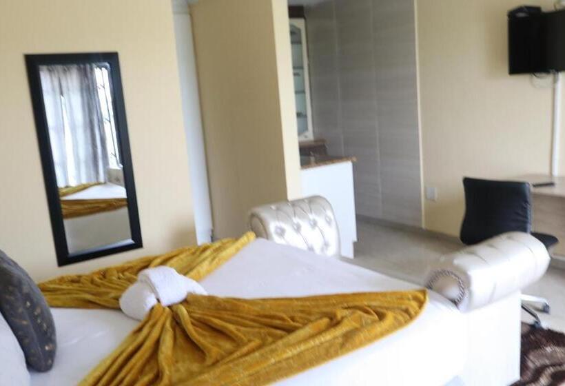 Номер Стандарт, Kwazikode Guesthouse