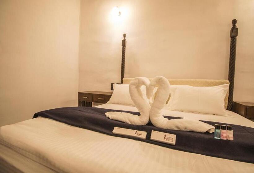 Дом 1 Спальня, Wowstayz Pachmarhi Ecotel