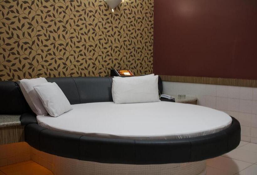 디럭스 룸, Villa Verde Motel