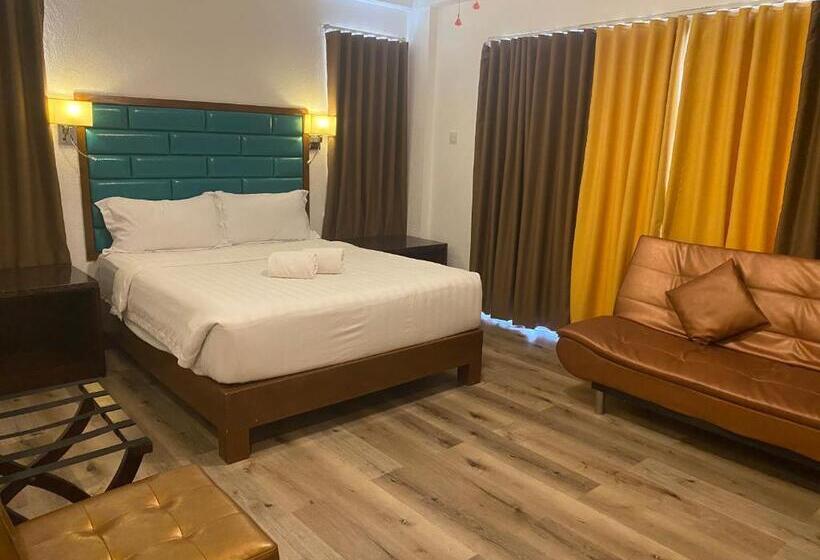 Люкс, El Puerto Marina Beach Resort & Vacation Club