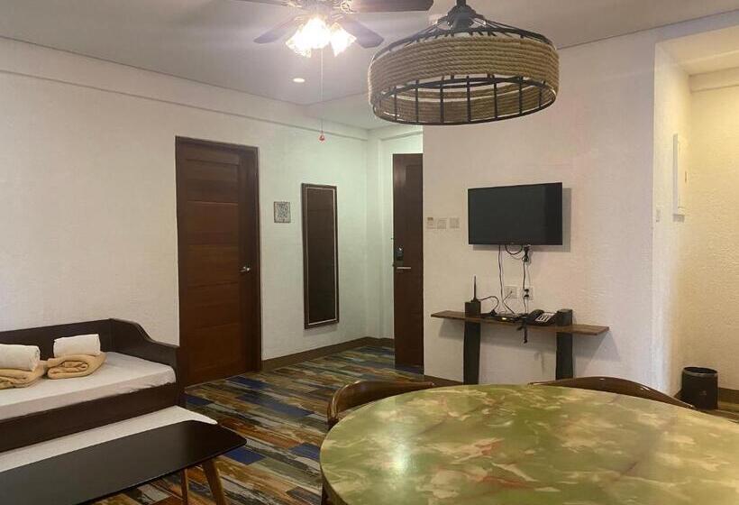 Family Suite, El Puerto Marina Beach Resort & Vacation Club