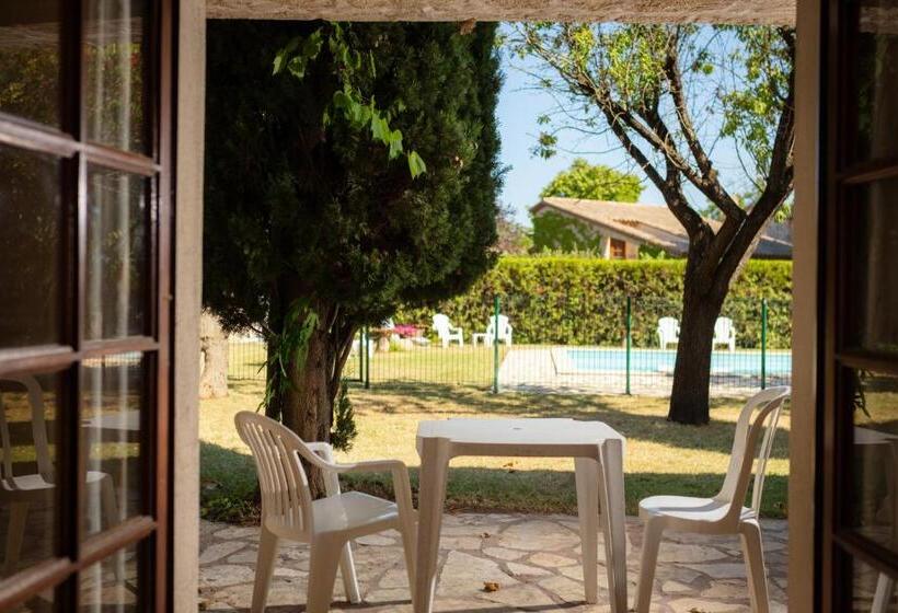 Апартаменты 1 Спальня, Auberge De La Tour  Appartements