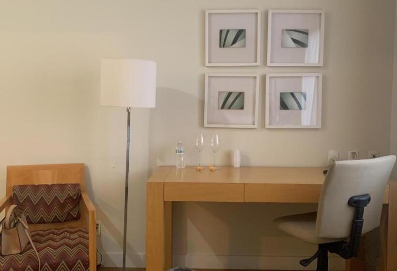 سوییت, Quarto Em Hotel Pertinho Do Aeroporto De Congonhas   H2208