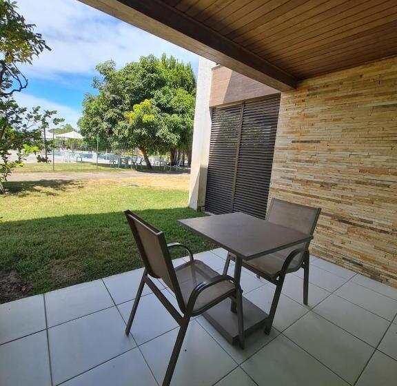 Люкс Вид на Бассейн, Iloa Condomínio Resort Barra De São Miguel, Quarto Em Frente A Piscina