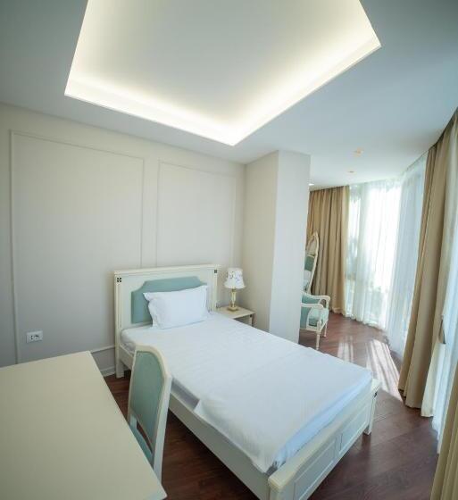 带城市景观的套间, Sol Invictus Boutique Hotel Durres Albania