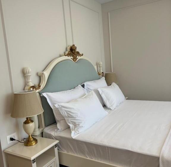 带大床的豪华间, Sol Invictus Boutique Hotel Durres Albania
