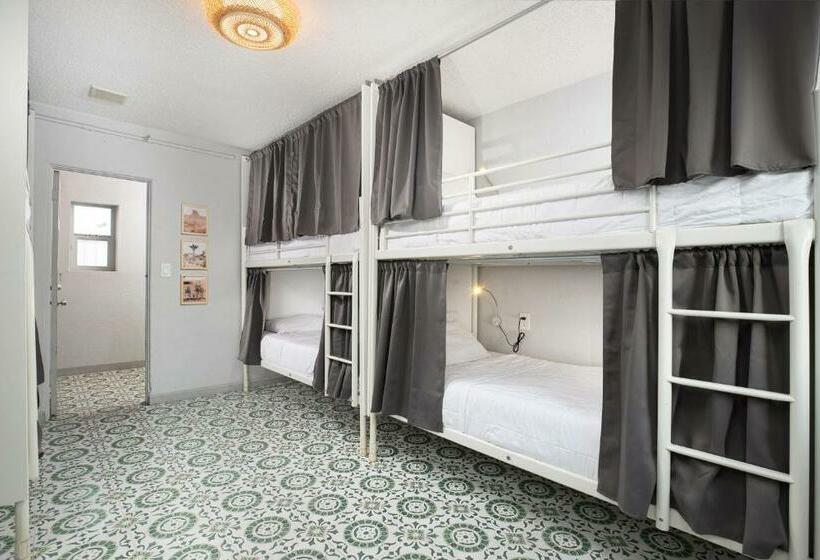 标准间, Bungalows Hostel