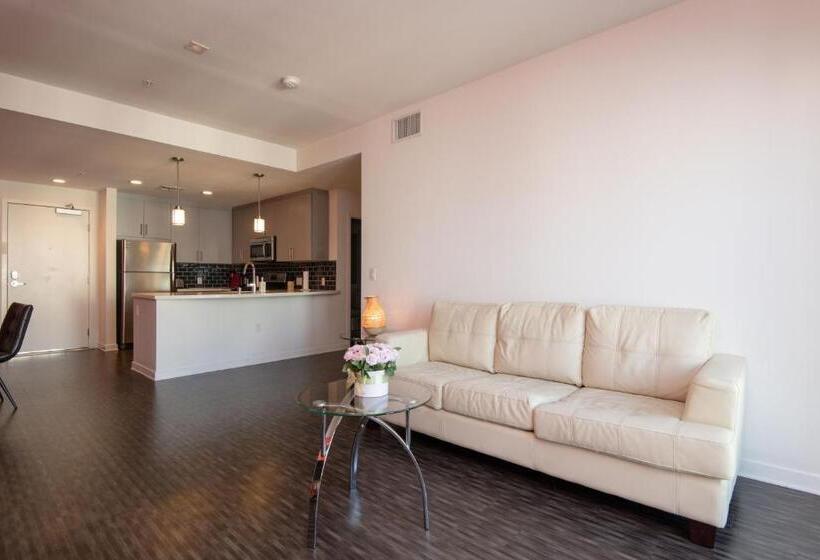 آپارتمان 2 خوابه, Modern Apartment Rentals