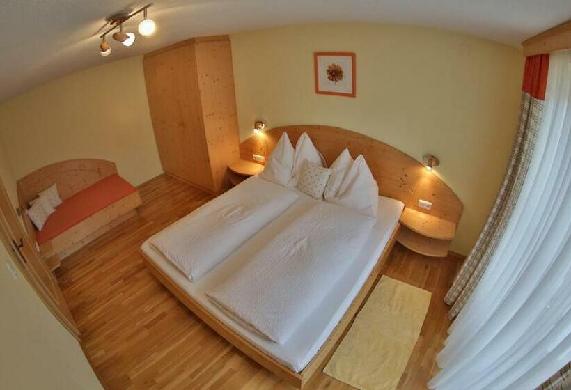 Апартаменты 1 Спальня, Haus Regina