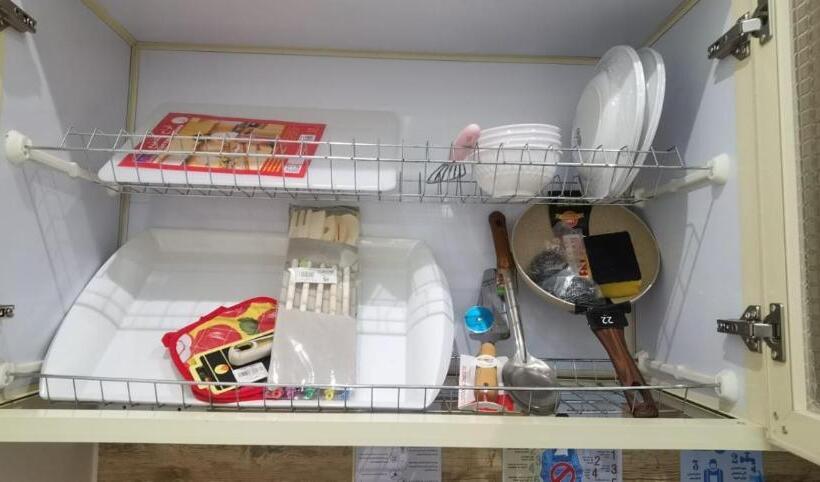 דירת חדר, فندق جون