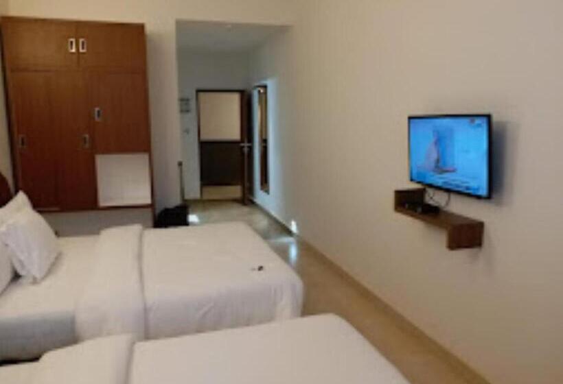 Номер Стандарт, Chateau Woods Kerala