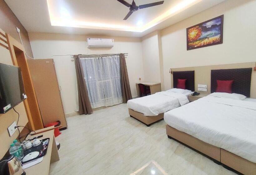 标准三人间, Grace Inn Guest House, Near Airport And Ion Digital