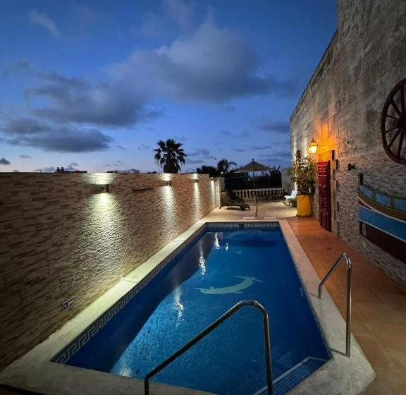 اتاق استاندارد, Tal Bir Farmhouse