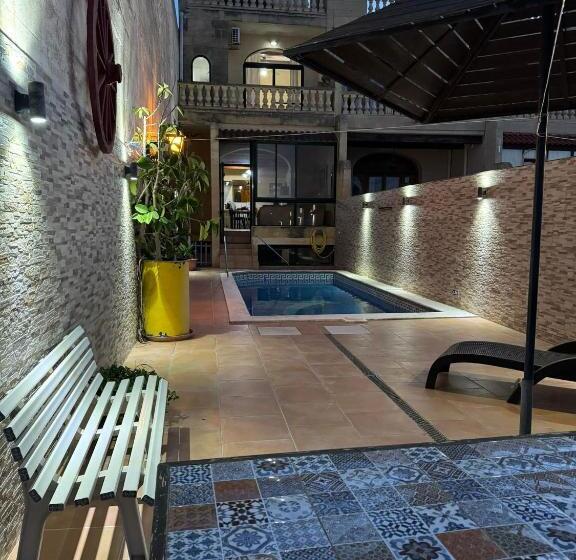 اتاق استاندارد با بالکن, Tal Bir Farmhouse