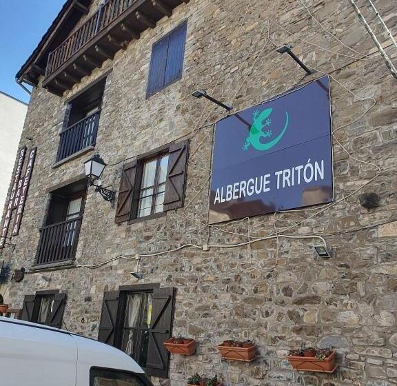 ファミリールーム, Albergue Villanúa Tritón   4 Hab   Máx 14 Personas