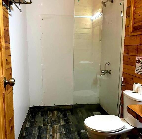 Номер Стандарт Вид на Бассейн, Obrigado Cottages
