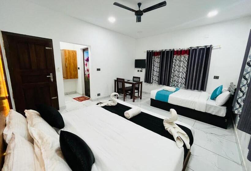 Семейный Номер Deluxe, Mount Court Munnar