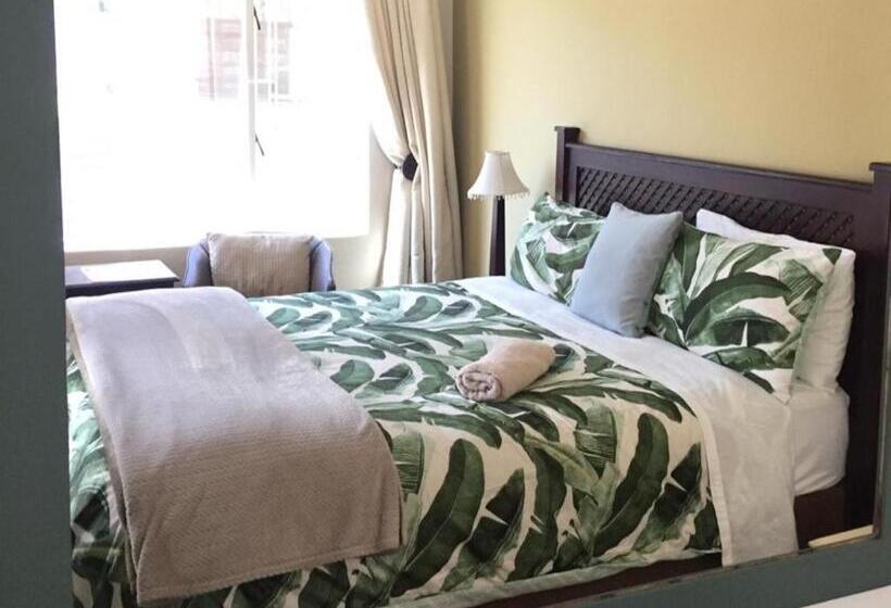 Классический Номер, Tom S Place Guest House