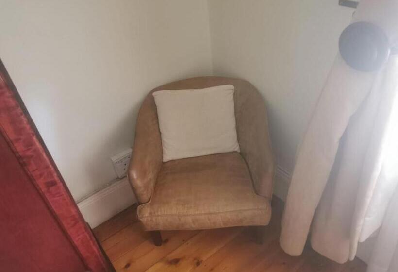 Номер Премиум, Tom S Place Guest House