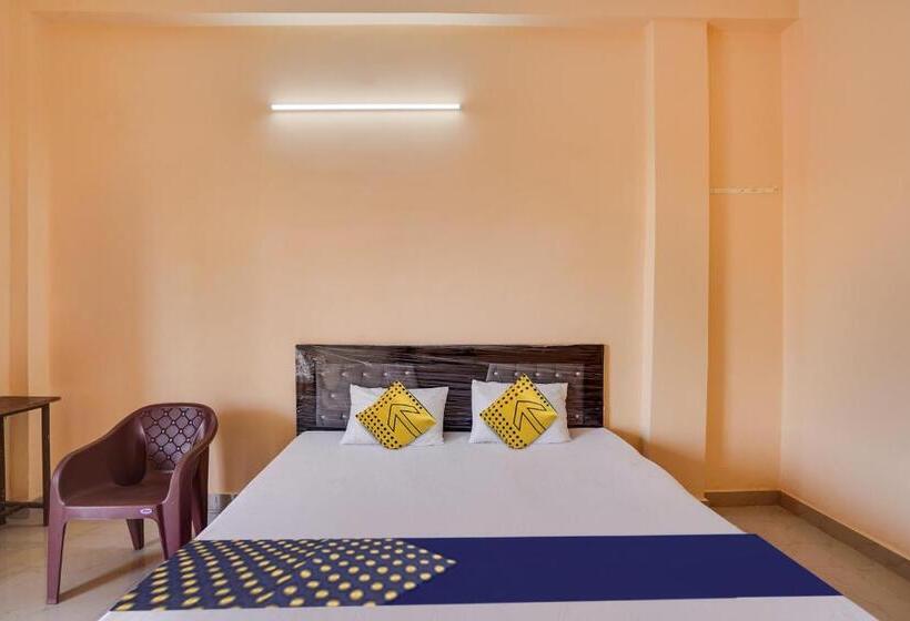 اتاق کلاسیک سه تخته, Spot On Hotel Pragya 5