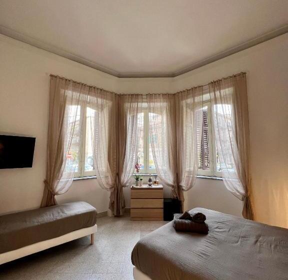 اتاق لوکس, Aristocasa B&b Luxury Rooms
