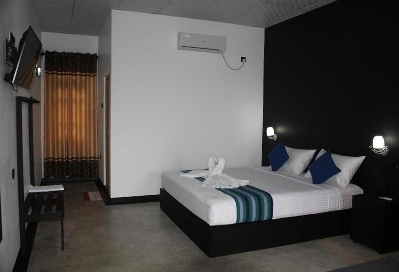 Номер Deluxe, Green Lake View Yala Resort